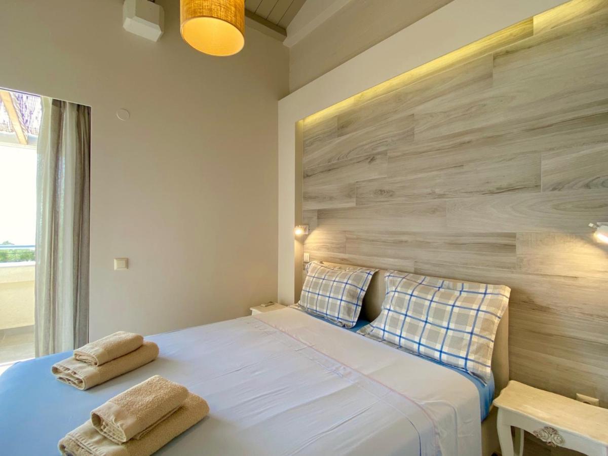 Barbati Beach Minivillas With Pool By Dadovillas ภายนอก รูปภาพ