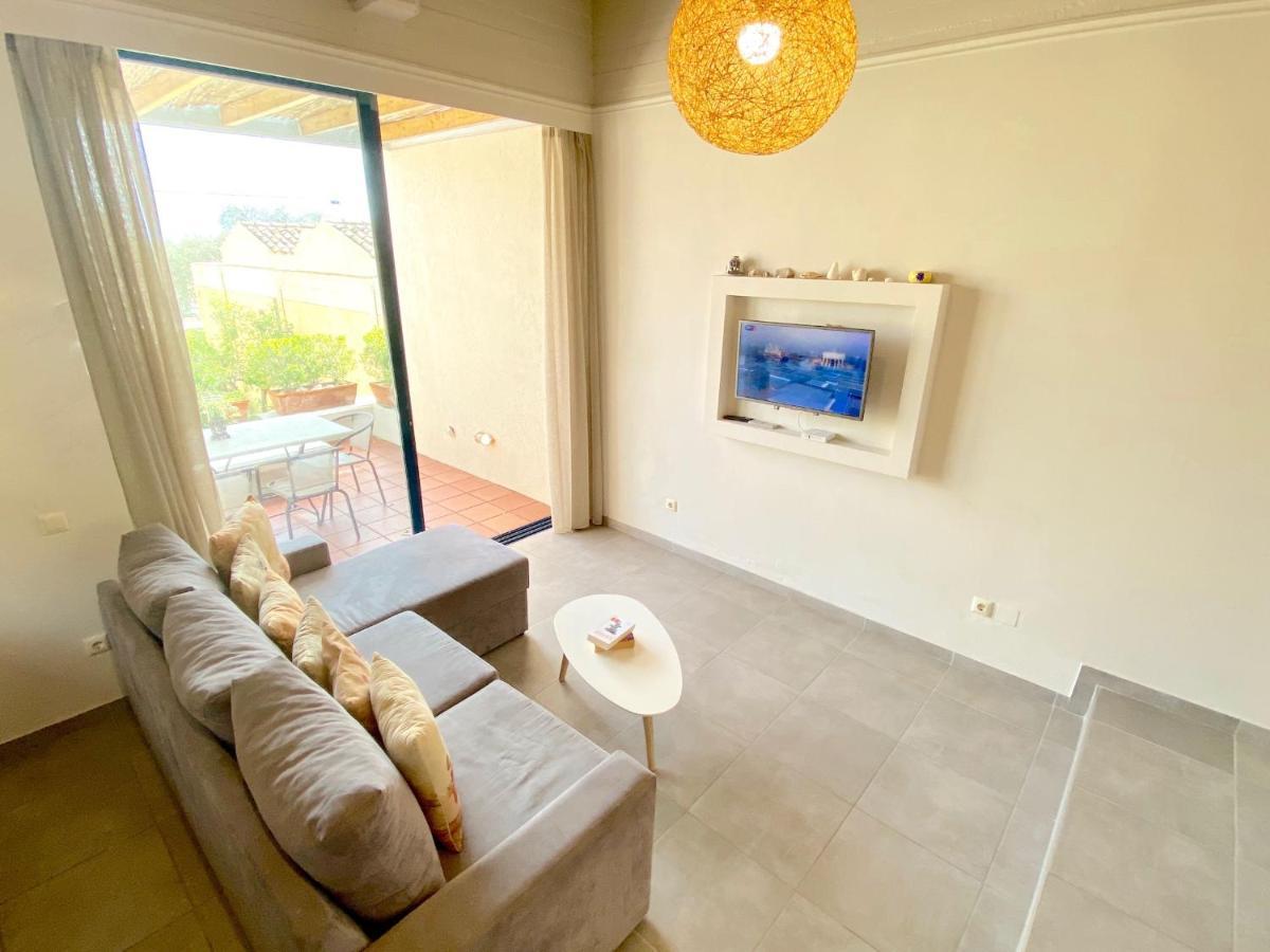 Barbati Beach Minivillas With Pool By Dadovillas ภายนอก รูปภาพ