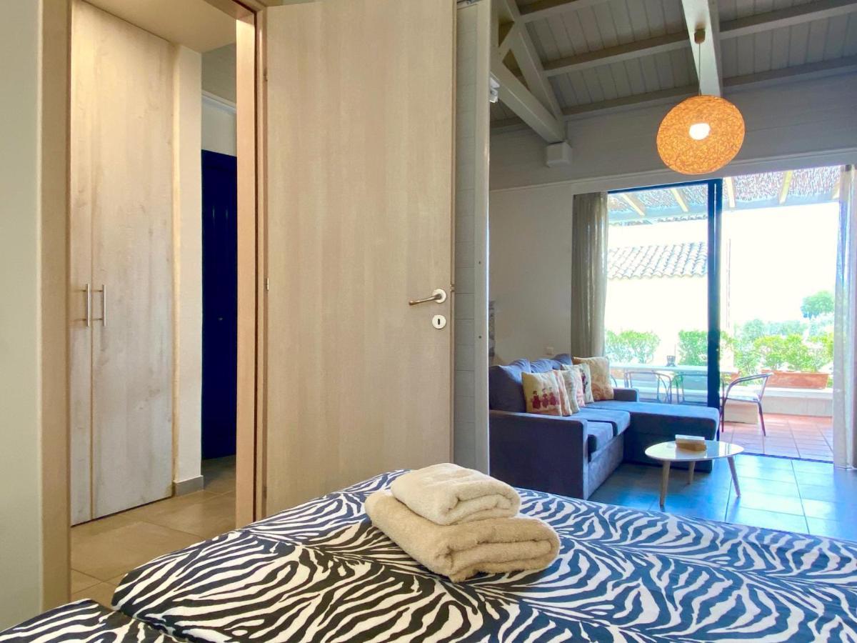 Barbati Beach Minivillas With Pool By Dadovillas ภายนอก รูปภาพ